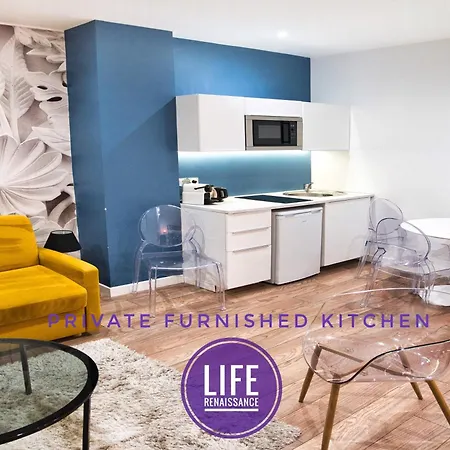 Life Renaissance - New Concept - Place Kléber * Strasbourg